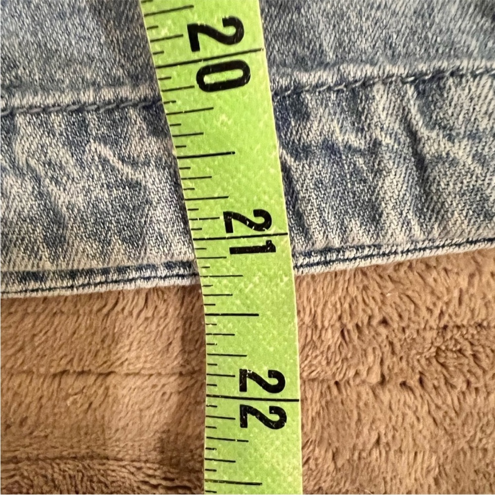 Lane Bryant Off the Shoulder Flutter Sleeve Jean Blouse 26/28 - Picture 5 of 6